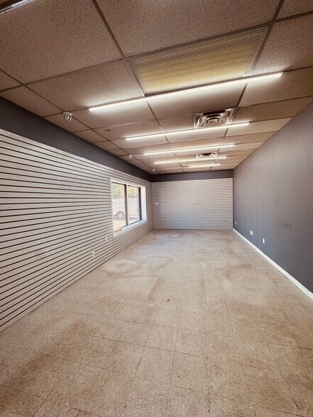 More Photos Of 309 Denton Ave, New Hyde Park Industrial For Lease