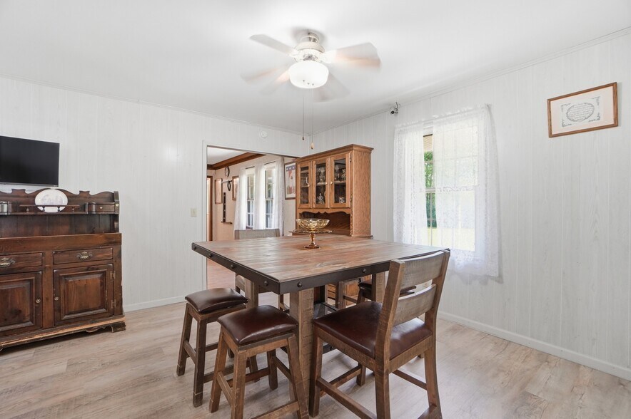 More Photos Of 2996 Millville Shandon Rd, Hamilton Specialty For Sale