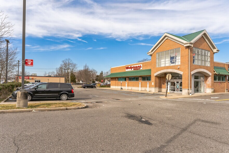 More Photos Of 2215 Middle Country Rd, Centereach Freestanding For Lease