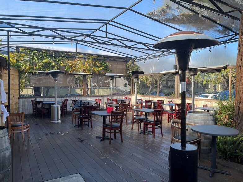 More Photos Of 5862-5872 Doyle St, Emeryville Restaurant For Sale