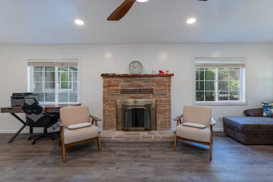 More Photos Of 13240 US-101, Hopland Land For Sale