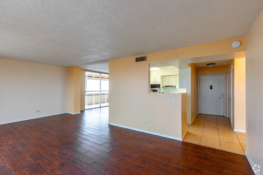 More Photos Of 1617 27th St, Lubbock Apartments For Sale