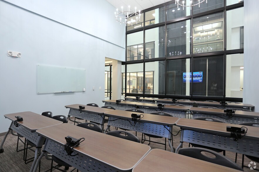 More Photos Of 101 S Elm St, Greensboro Office For Lease