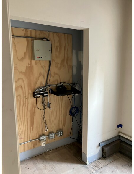 More Photos Of 1209 6th St SW, Calgary Apartments For Sale