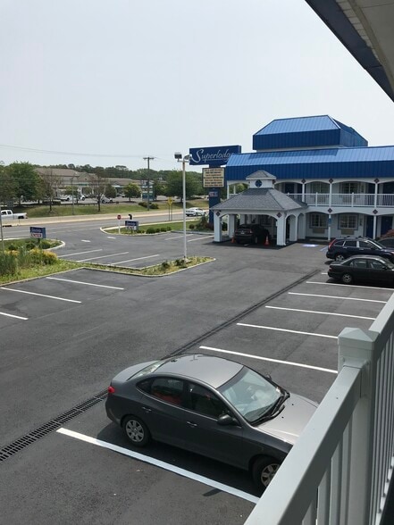 More Photos Of 633 White Horse Pike, Absecon Hotel For Sale