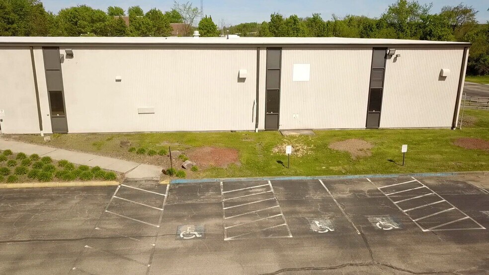 Primary Photo Of 316 Donohoe Rd, Greensburg Warehouse For Lease