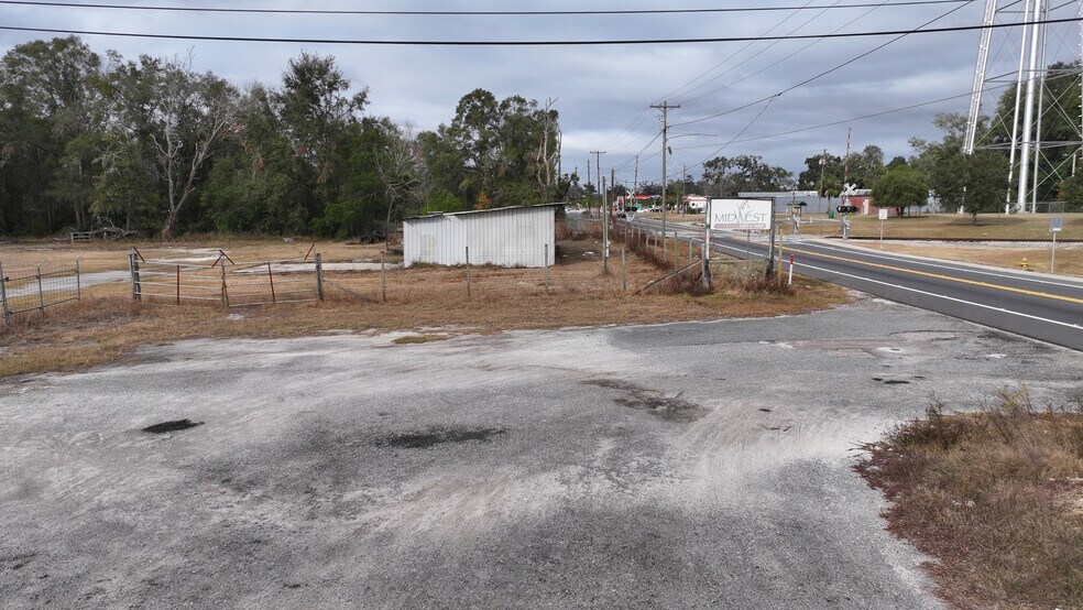 More Photos Of 13046 SW Sr-45, Archer General Retail For Sale