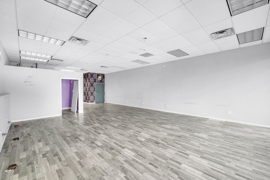 More Photos Of 8235-8259 S Kedzie Ave, Chicago Unknown For Lease