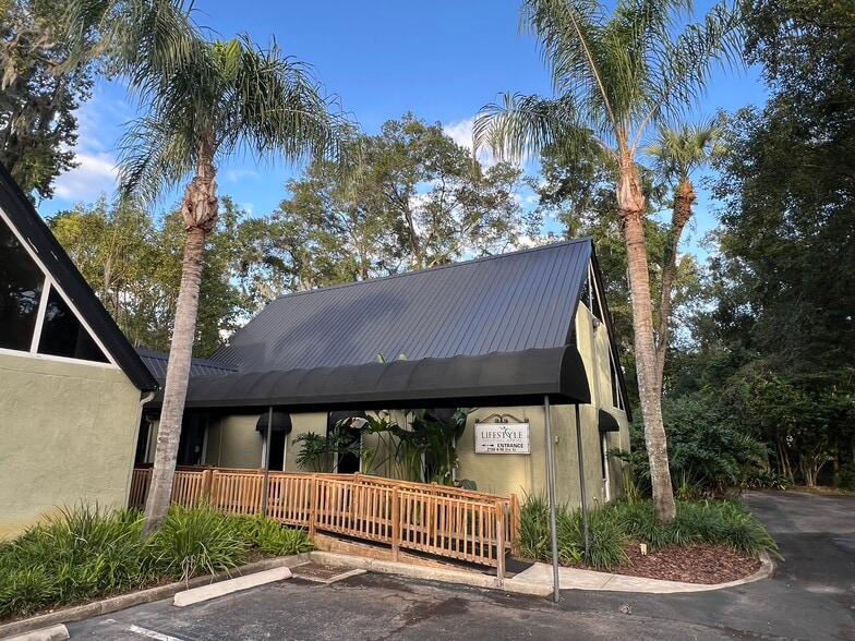 More Photos Of 2139 NE 2nd St, Ocala Medical For Sale