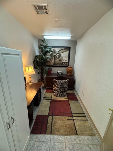 More Photos Of 1909 Indian Wells Rd, Alamogordo Loft Creative Space For Sale