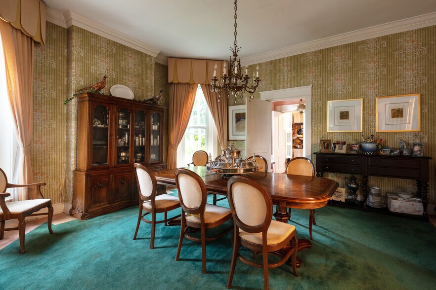 More Photos Of 3202 Shelbyville Rd, Shelbyville Specialty For Sale