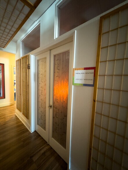 More Photos Of 77682 Country Club Dr, Palm Desert General Retail For Sale