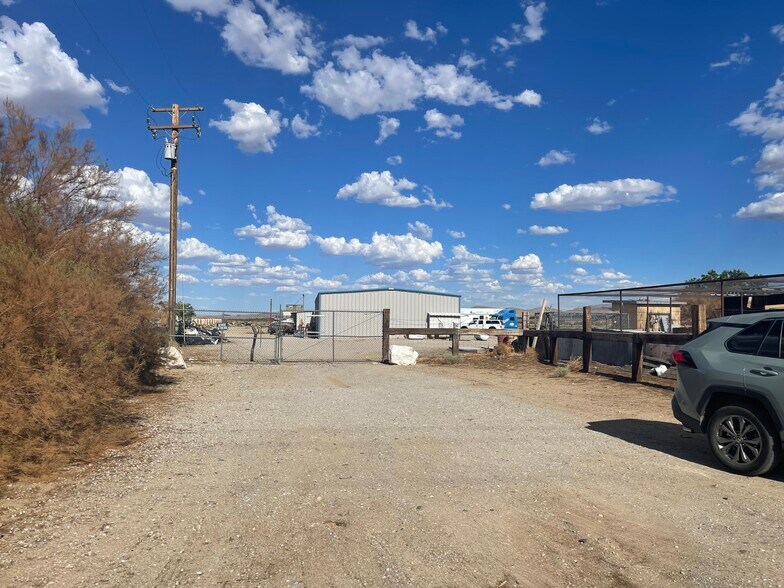 More Photos Of 29779 Indian Trl, Helendale Warehouse For Sale