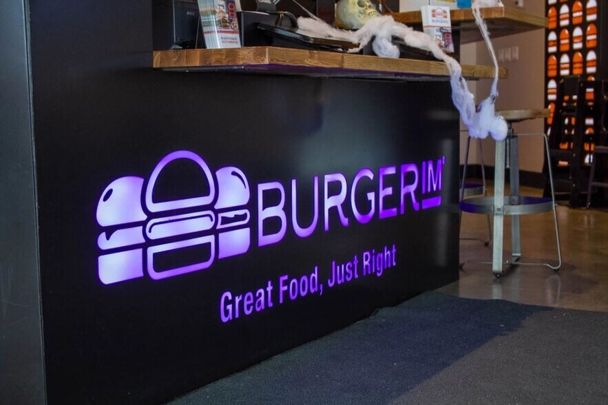 More Photos Of 7673 Perkins Rd, Baton Rouge Storefront For Lease