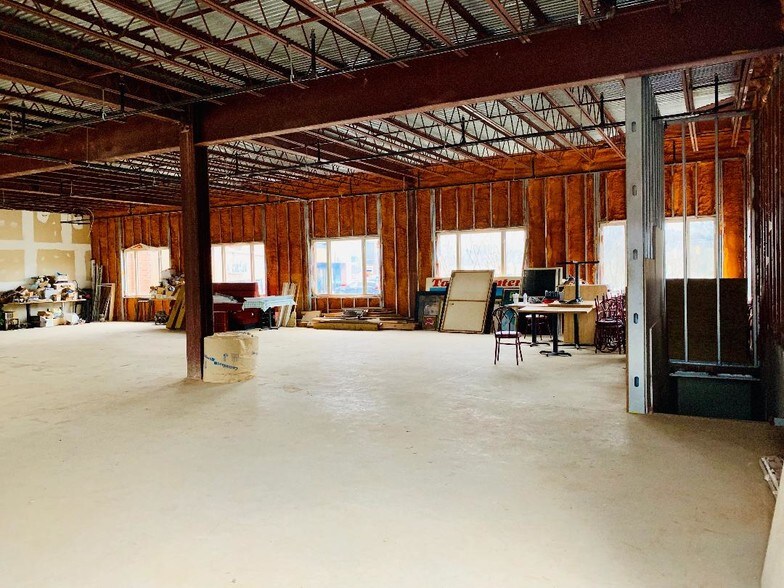 More Photos Of 200-208 W Fleming Dr, Morganton Unknown For Lease