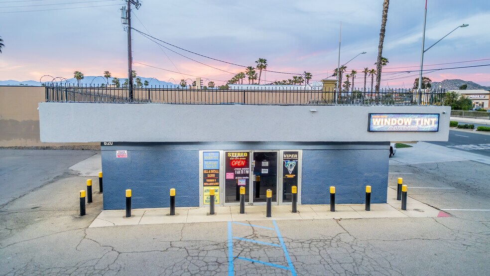 More Photos Of 620 N Main St, Corona General Retail For Sale