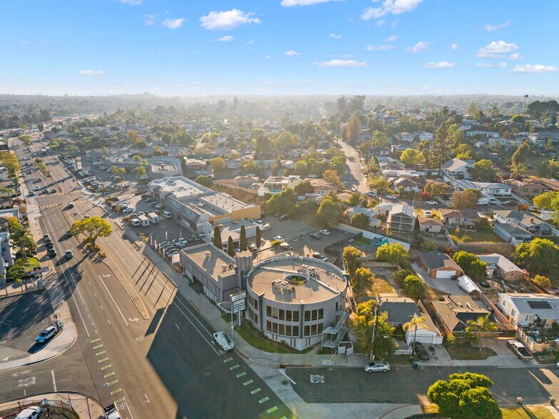 More Photos Of 7484 University Ave, La Mesa Office For Sale