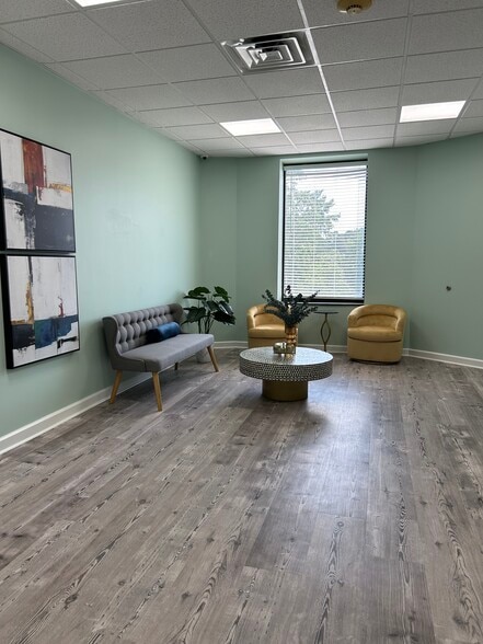 More Photos Of 201 N Spence Ave, Goldsboro Office For Lease