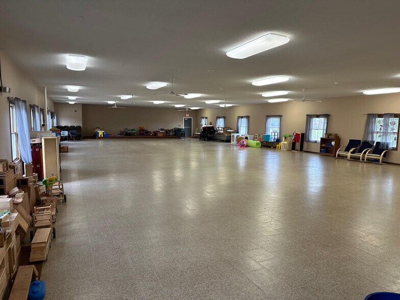 More Photos Of 16 S Summit Ave, Nora Springs Daycare Center For Lease