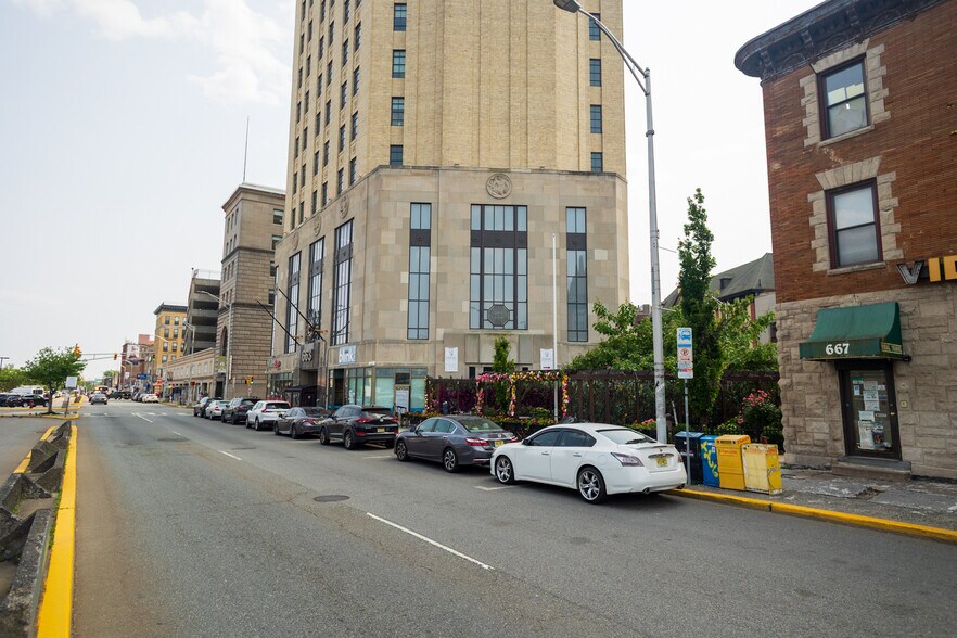 More Photos Of 667 Main Ave, Passaic Office For Sale