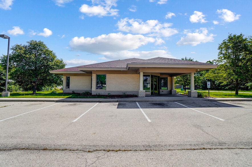 More Photos Of 3300 Philadelphia Dr, Dayton Medical For Sale