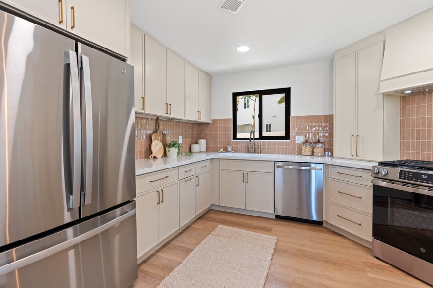 More Photos Of 6801 El Fuerte St, Carlsbad Apartments For Sale