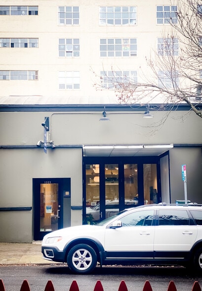 More Photos Of 600 NW 14th Ave, Portland Loft Creative Space For Lease