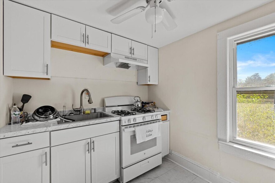 More Photos Of 412 N 8th St, Stroudsburg Apartments For Sale