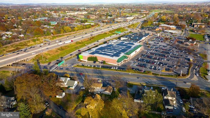 More Photos Of 1604 Lititz Pike, Lancaster Office For Lease