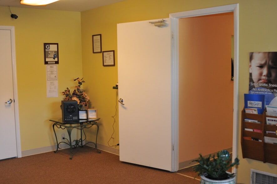 More Photos Of 2256 Rockbridge Rd, Stone Mountain Office For Sale