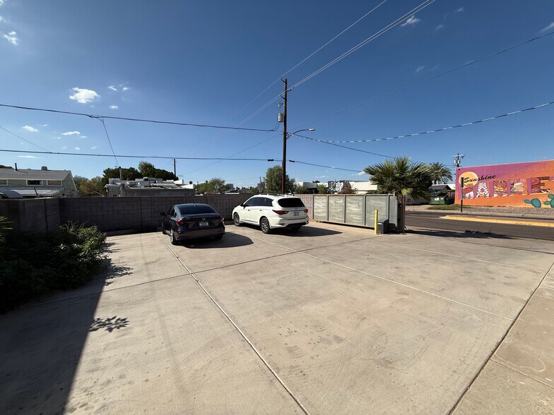 More Photos Of 1197 E Oak St, Phoenix Medical For Sale