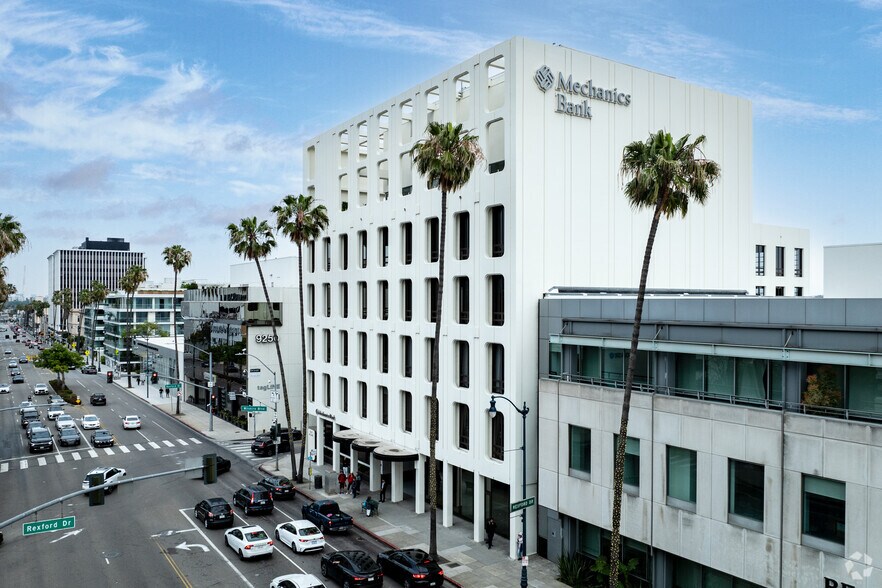 More Photos Of 9300 Wilshire Blvd, Beverly Hills Office For Sale