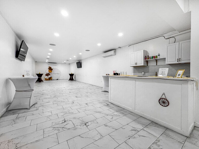 More Photos Of 936 Atlantic Ave, Brooklyn General Retail For Sale