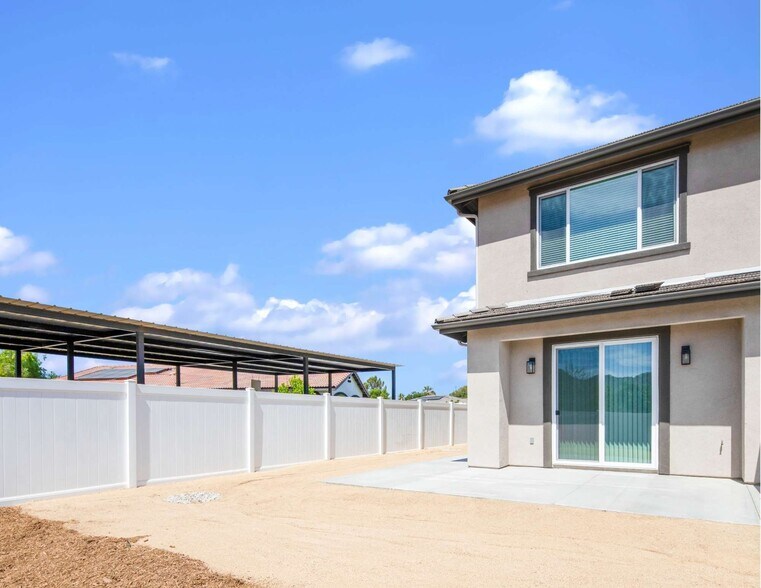More Photos Of 5824 Persepolis Ct, Riverside Multifamily For Sale