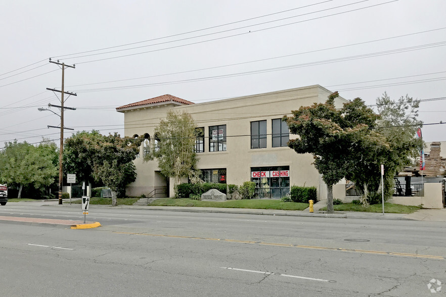 Primary Photo Of 7500-7532 Rosecrans Ave, Paramount Storefront Retail Office For Lease