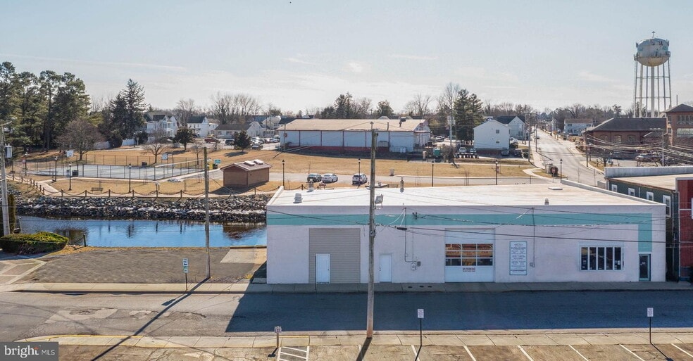 Primary Photo Of 112 Park Ave, Milford Flex For Sale