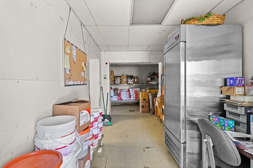 More Photos Of 3692 Castro Valley Blvd, Castro Valley Restaurant For Sale