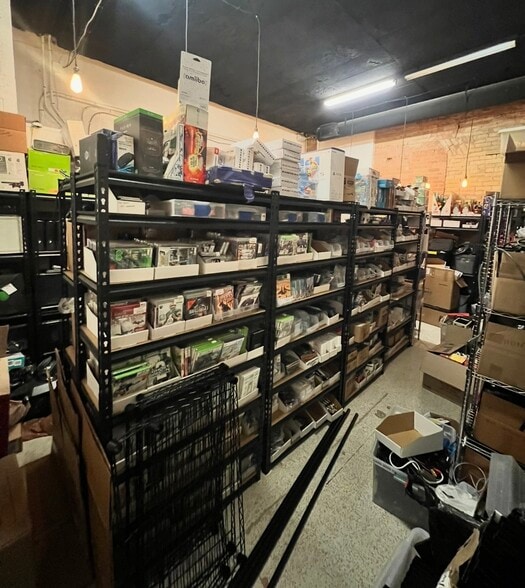 More Photos Of 32 S Freedom Blvd, Provo Storefront For Lease