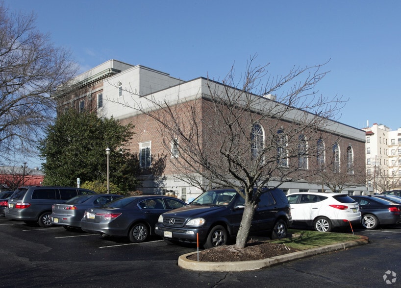 More Photos Of 365 Broad St, Red Bank Medical For Sale