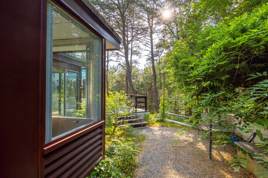 More Photos Of 25 Way 055., Wellfleet Apartments For Sale
