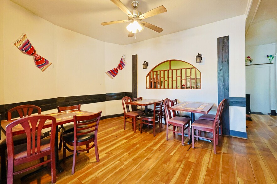 More Photos Of 2206 Fontaine Ave, Charlottesville Restaurant For Sale