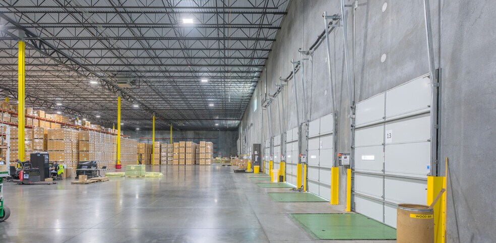 More Photos Of 4260 Pleasant Rd, Fort Mill Manufacturing For Lease