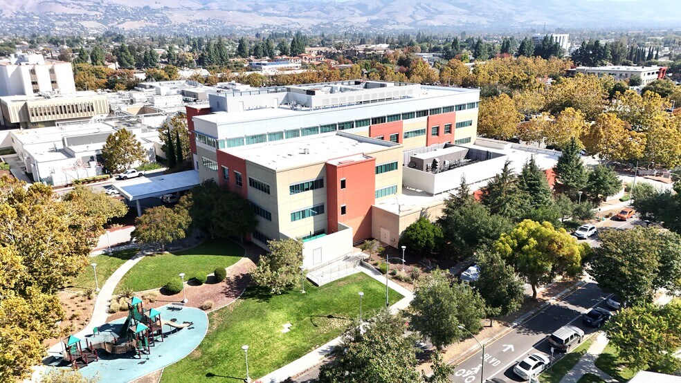 More Photos Of 200 Jose Figueres Ave, San Jose Medical For Sale