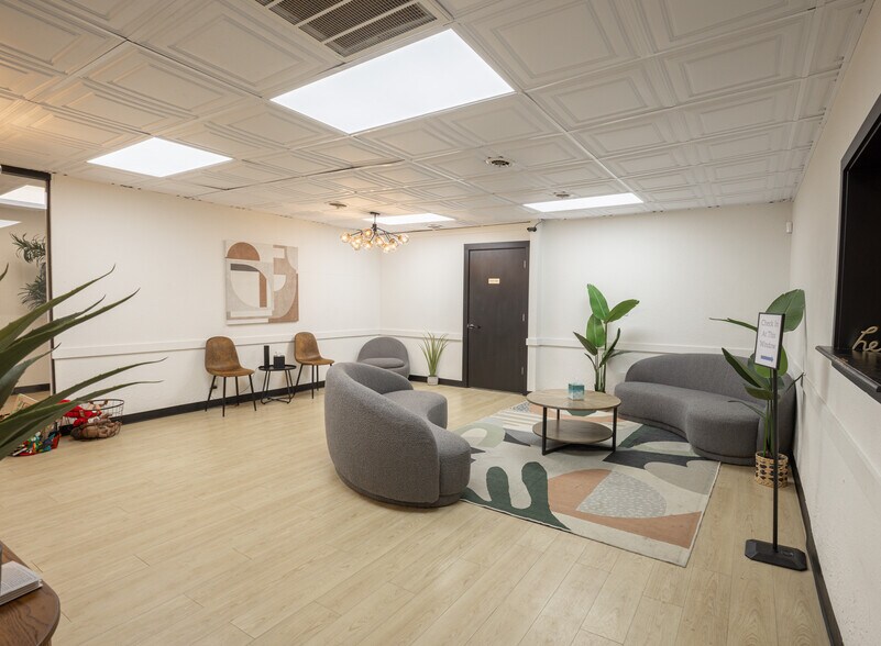 More Photos Of , Ardmore Office For Sale