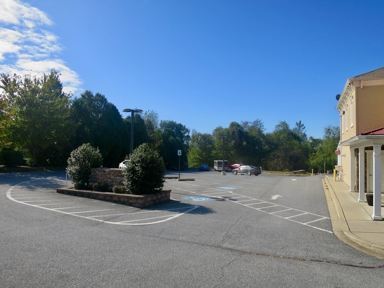 More Photos Of 2833 Baltimore Blvd, Finksburg Restaurant For Sale