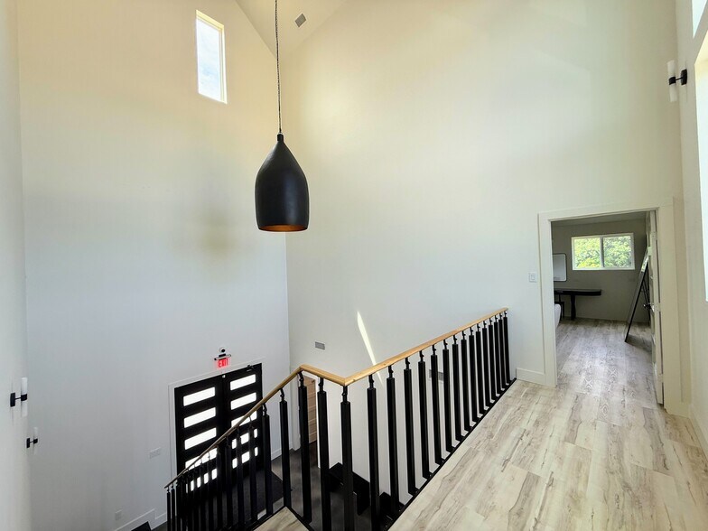 More Photos Of 1105 W Cottage Hill Pky, Celina Lodge Meeting Hall For Sale