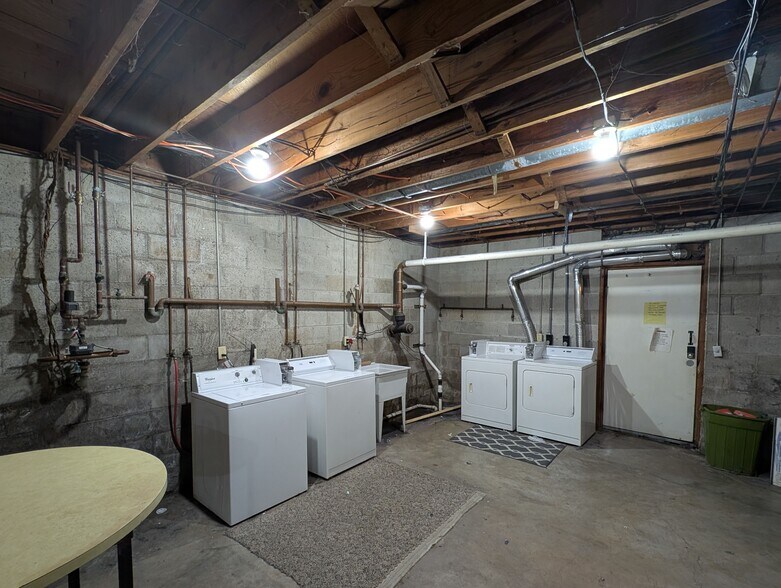 More Photos Of 429 South St, Pekin Apartments For Sale