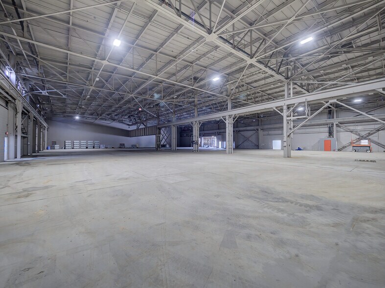 More Photos Of 14 Van Dyke Ave, New Brunswick Warehouse For Lease