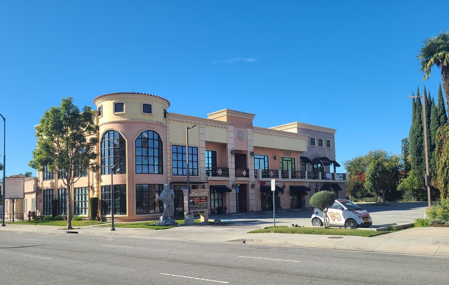 Primary Photo Of 9639-9653 Lakewood Blvd, Downey Storefront Retail Office For Lease