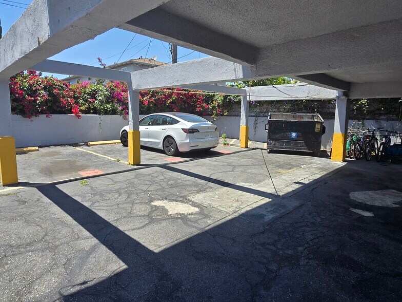 More Photos Of 6121 Crenshaw Blvd, Los Angeles Apartments For Sale